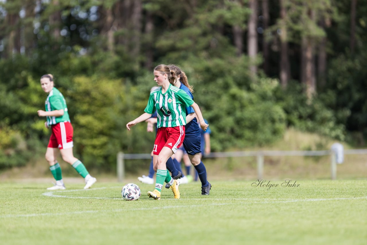 Bild 330 - F SV Boostedt - SV Fortuna St. Juergen : Ergebnis: 2:1